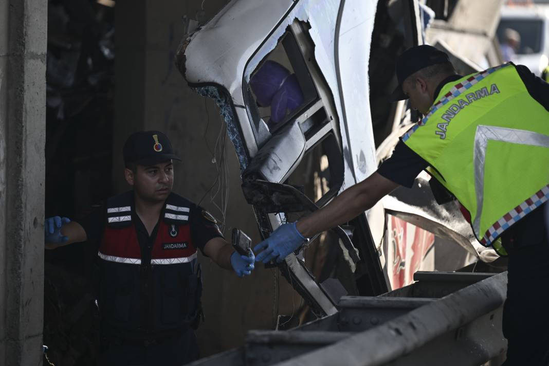 Ankara'daki otobüs faciasında ölü sayısı 11’e çıktı - Resim: 10